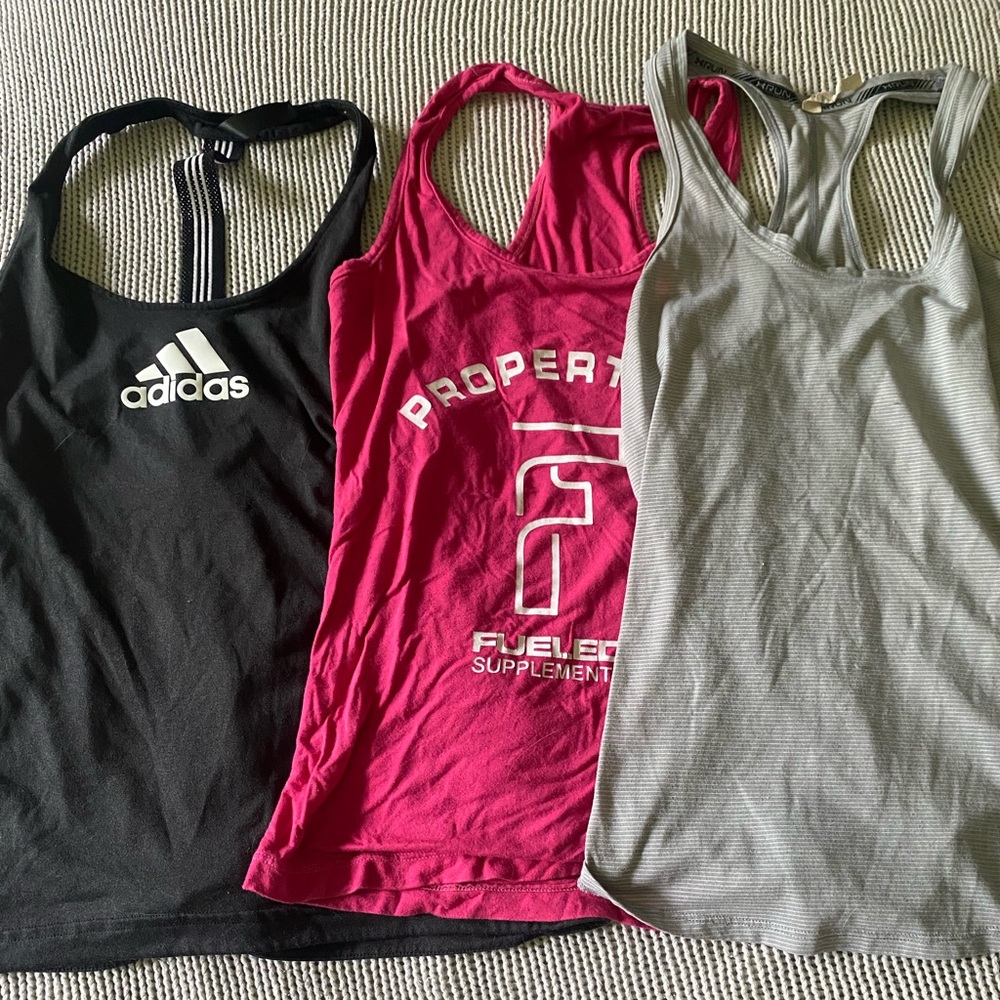 Workout tank tops
